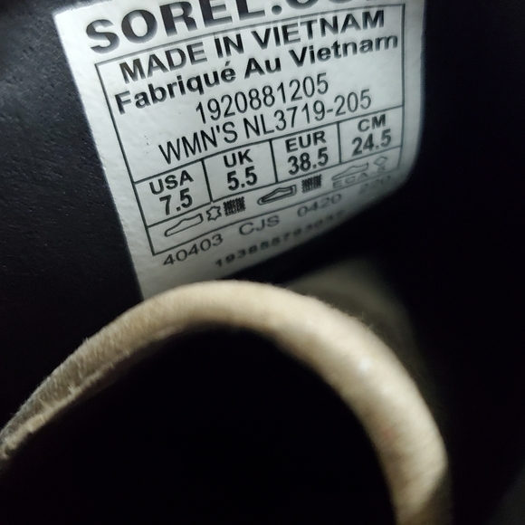 New Sorel Emelie II Chelsea Ankle Boots - Picture 7 of 10